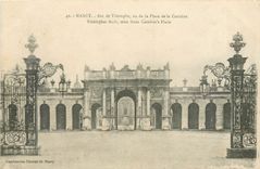 CPA Nancy Arc de Triomphe vu de la Place de la carriere 