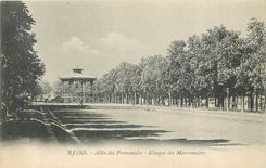 CPA Reims Allee des Promenade Kiosque des Marronniers