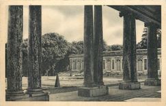 CPA Versailles Grand Trianon Le Peristyle 
