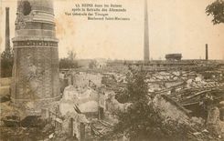 CPA Reims dans les Ruines apres la Retraite des Allemands Vue Generale des Tissages Boulevard Saint 