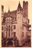 CPA Chateau de Pierrefonds Oise L'Entree du Chateau 