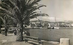 CPM Sanary sur Mer et Var Le Port Bateaux