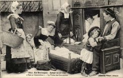 Brittany Around the Bed Clots- Fest Gossips the visit of the Gossips - CPA