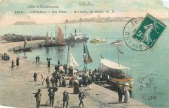 CPA Dinard La Cale Au loin St Malo Bateaux