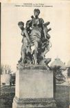 CPA Rennes Le Tabor Statue representant Groupes de chasseurs 