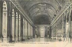 CPA Palais de Versailles La Galerie des Glaces 