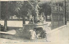 CPA Nancy Fontaine et Grilles Place Carriere Enfants