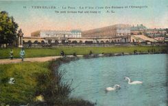 CPA Versailles Le Parc La Place d'eau des Suisses et l'Orangerie 