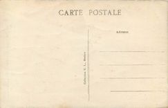 CPA Morlaix Finistere La Place des Halles et le Viaduc 