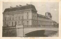 CPA Rennes Le Palais des Sciences 