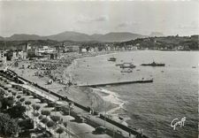 CPM Saint Jean de Luz Basses Pyr Vue generale de la Plage 