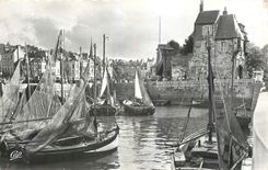 CPM Honfleur Le Port et la Lieutenance Bateaux