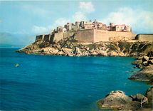 CPM La Corse Oasis de Beaute Calvi La citadelle ssanglee dans les hautes murailles de son enceinte b