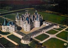 CPM Chambord (Lo_ir et Cher) Le pllllllllus vaste de la Loire (156 m sur 117m 440pieces)