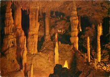 CPM Grottes de Fontirou Salle du Temple Hindou