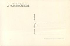 CPM Cite de Perouges (Ain) La rue des Rondes Grenier a sel et Vieilles cheminees Perougiennes