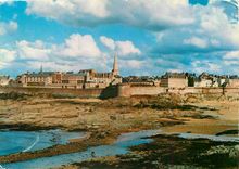 CPM Cote d'Emeraude Saint Malo Cite Corsaire vue du Grand Be