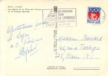 CPM Lyon Les pigeons de la Place des Terreaux et la fontaine Bartholdi