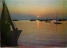 CPM Costa Brava Rosas Coucher de soleil sur la baie