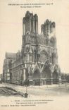CPA Reims Dans ses annees de bombardement 1914 18 La Cathedrale avant le Bombardement