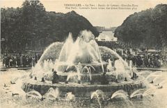 CPA Versailles Le Parc Bassin de Latone Grandes Eaux 