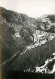 CPM Les Gorges Pittoresques du Verdon Le Verdon Vu de la Corniche Sublime 