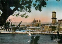 CPM Marseille La Cathedrale et le Fort Saint Jean 