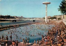 CPM Lyon Piscine sur les Quais du Rhone le Grand Bassin