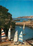 CPM Biarritz (Pyr Atl) Le Port et le Phare Bateaux Catamaran