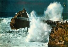 CPM Biarritz BP Tempete au Rocher de la Vierge 