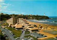CPM Anglet Le VVF sa Plage le Phare de Biarritz 