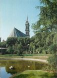 CPM Aurillac Cantal Capitale de la Haute Auvergne Le parc du square et Notre Dame aux Neiges 