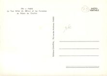 CPM Paris La Tour Eiffel et les Fontaines du Palais de Chaillot 