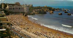 CPM Biarritz Basses Pyrenees Vue d'ensemble de la Grande Plage 