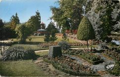 CPM Rennes I et V Jardin du Thabor La Roseraie 