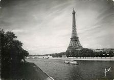 CPM Paris La Tour Eiffel et le Pont d'Iena 