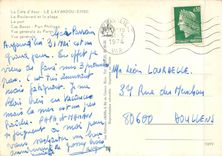 CPM La Cote d'Azur Le Lavandou Le Boulevard et la plage