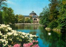 CPM Wesbaden Kuhaus Parkeseite mit See