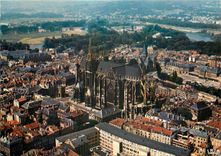 CPM Metz (Lorraine) Vue aerienne sur la cathedrale St Etienne