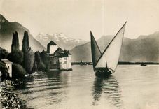 CPM Lac Leman Chateau de chillon et la Dent du Midi Bateau