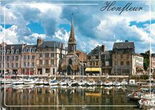 CPM Honfleur (Calvados) Le vieux bassin le quai Saint Etienne