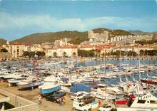 CPM La Corse inoubliable Ajaccio Le Port de plaisance
