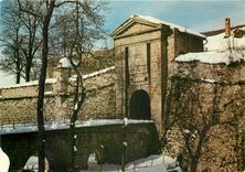 CPM Mont Louis (alt 1600 m) Ville fortifiee par Vauban au XVIes Entree de la Cite