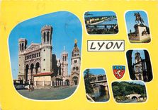 CPM Lyon (Rhone) Fourviere les Ponts du RHone Statue de Louis XIV place Bellecour