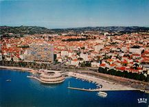 CPM Vichy Allier Sante Detente Vacances Vue aerienne sur le Lac d'Allier La Rotonde du Lac et le Por