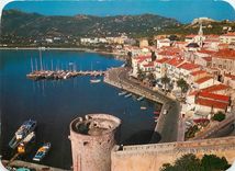 CPM Calvi Au pied de la citadelle la tour de sel veille sur la ville et sur le port 