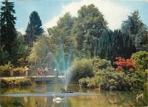 CPM Vichy Allier Un coin du Parc 