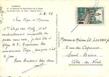 CPM Marseille La Basilique de Notre Dame de la Garde Au premier plan le Char Jeanne d'Arc 