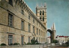 CPM Montpellier Herault La Faculte de medecine et la Cathedrale Saint Pierre 