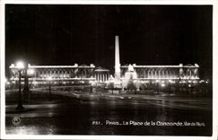 Paris CPA the place of the Harmony Seen of night